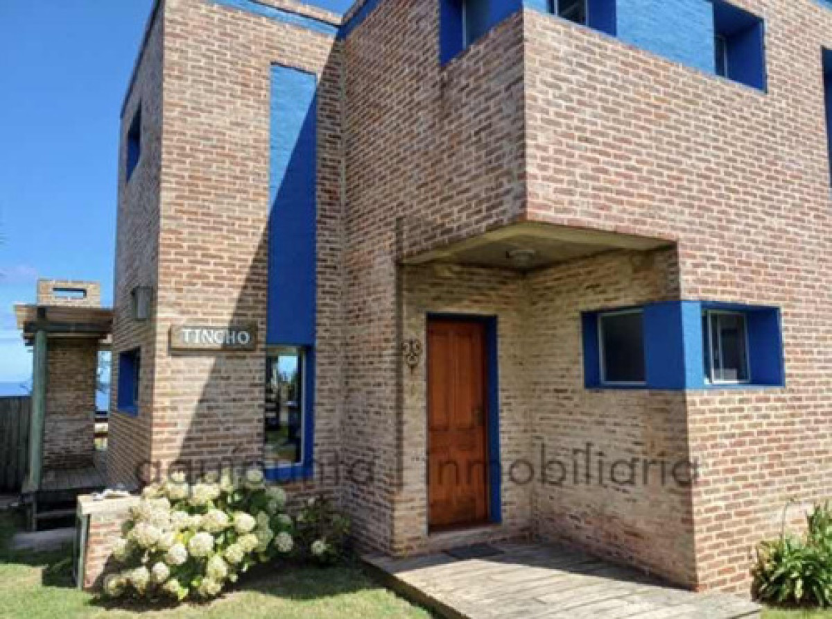 Casa En Punta Colorada