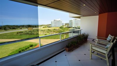 Excelente Apto de 4 Dormitorios, Aguas Azules