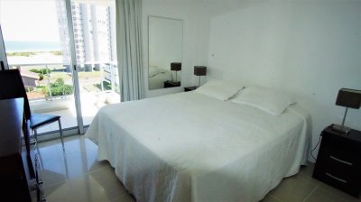 Moderno Apartamento, 2 Dormitorios, Arenas del Mar II
