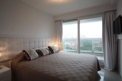 Moderno apartamento 1 Suite. Edificio Alexander Collection, Playa Mansa, Punta del Este