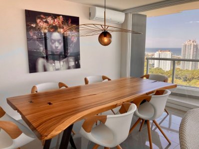 Espléndido y Luminoso Apartamento, Vista al Mar, Torre ONE, Punta del Este