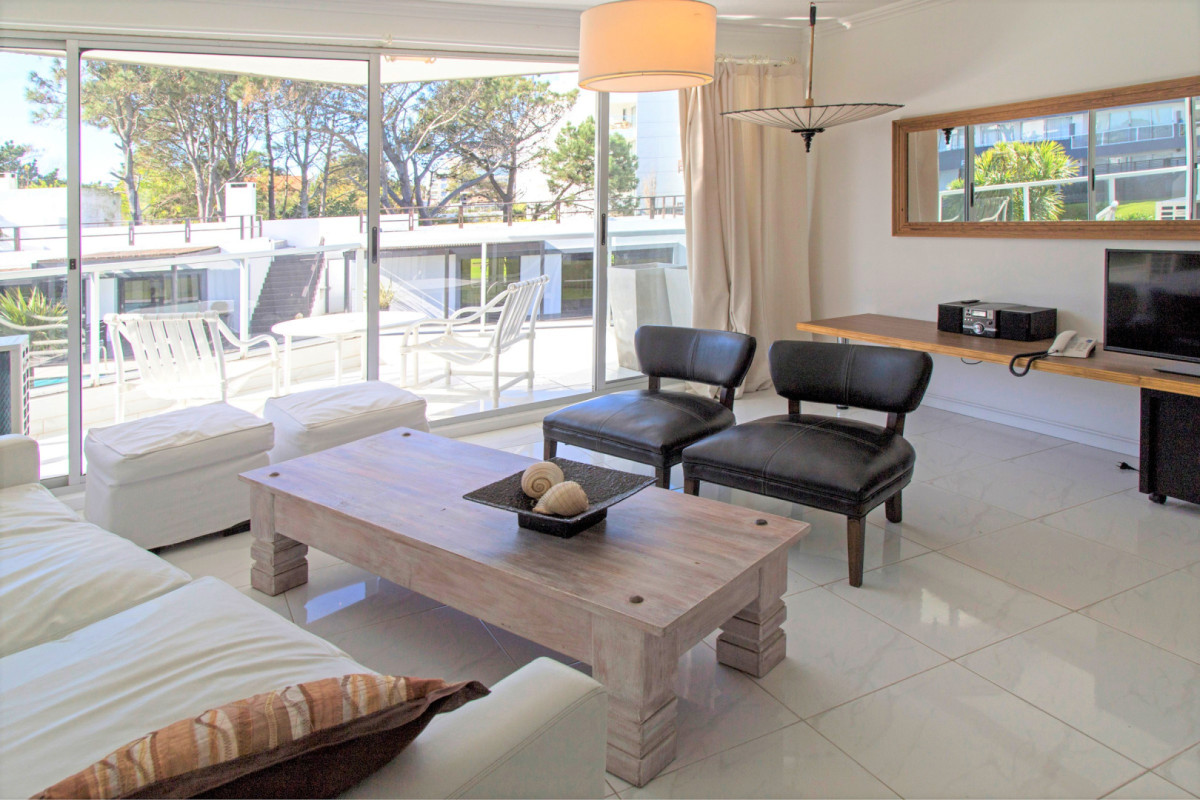 Apartamento 2 dormitorios. Tauro y Libra