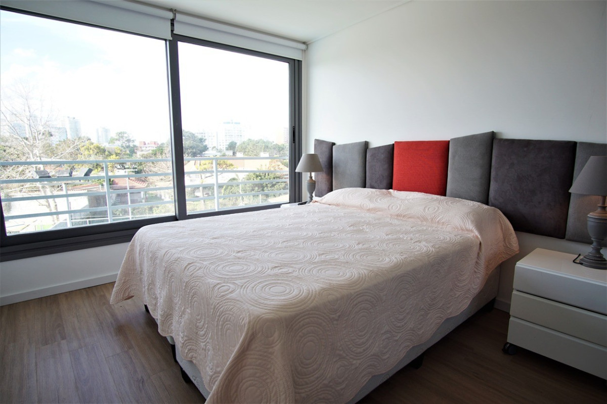 Moderno Apartamento 2 Dormitorios. Alexander Boulevard