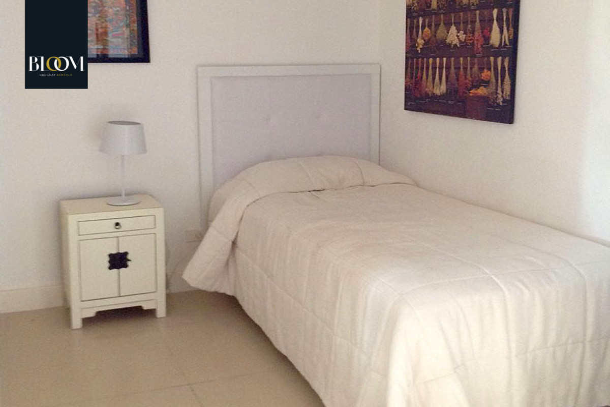 Funcional, 1 dorm y medio, Unique