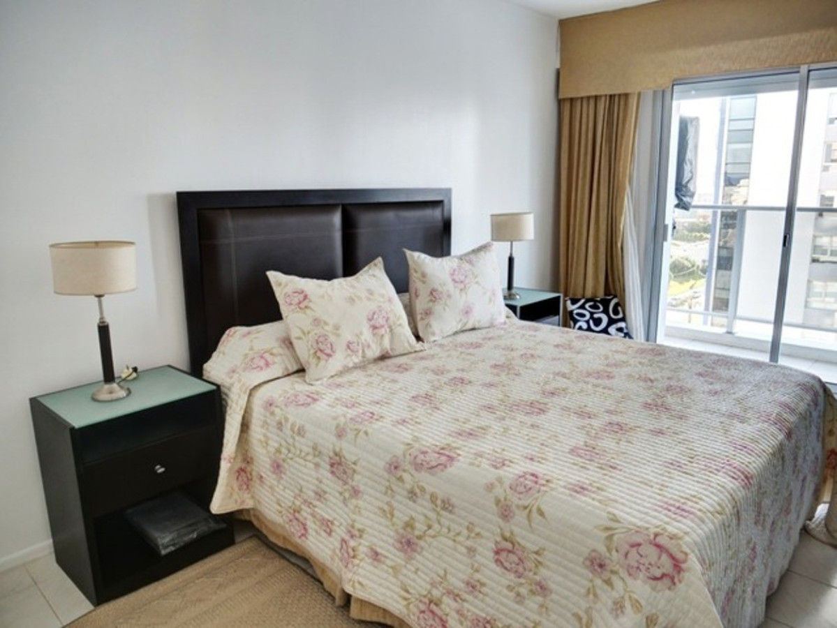 Apartamento 2 dormitorios, Vista al mar, Long Beach, Punta del Este