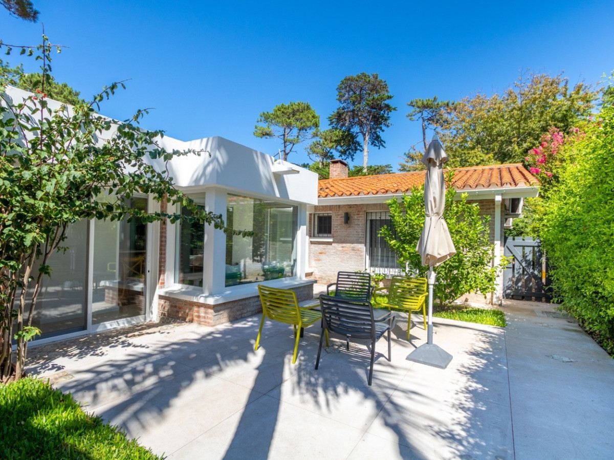 Exelente casa 4 dormitorios nás dependencia