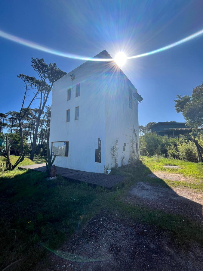 Venta y alquiler de temporada-Casa a pasos del mar