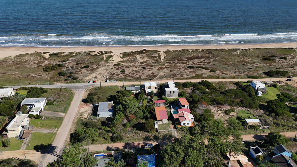 Terreno a 50mts del mar! 450m2 ubicado en Ocean Park 
