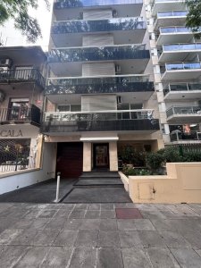 Alquiler 1 dormitorio con patio en Villa Biarritz!