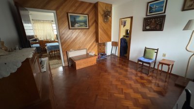 Venta Casa Buceo, 4 dormitorios, amplio Padron Unico 