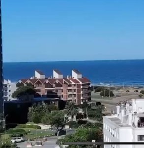 Torres del Este 2 Dormitorios Torre Brava Frente Piso 8 