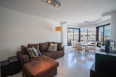 Apartamento en la Península - A pasos de Playa El Emir y Av. Gorlero