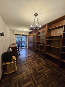 Apartamento amueblado en Parque Rodo