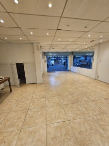 Espectacular local comercial en ALQUILER