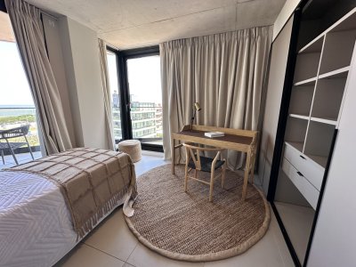 Venta apartamento dos dormitorios en pozo en Aidy Grill Punta del Este