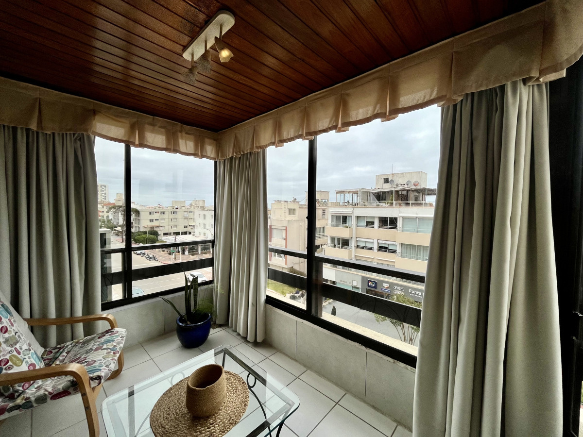 Venta Apartamento 3 Dormitorios, Peninsula, Punta del Este