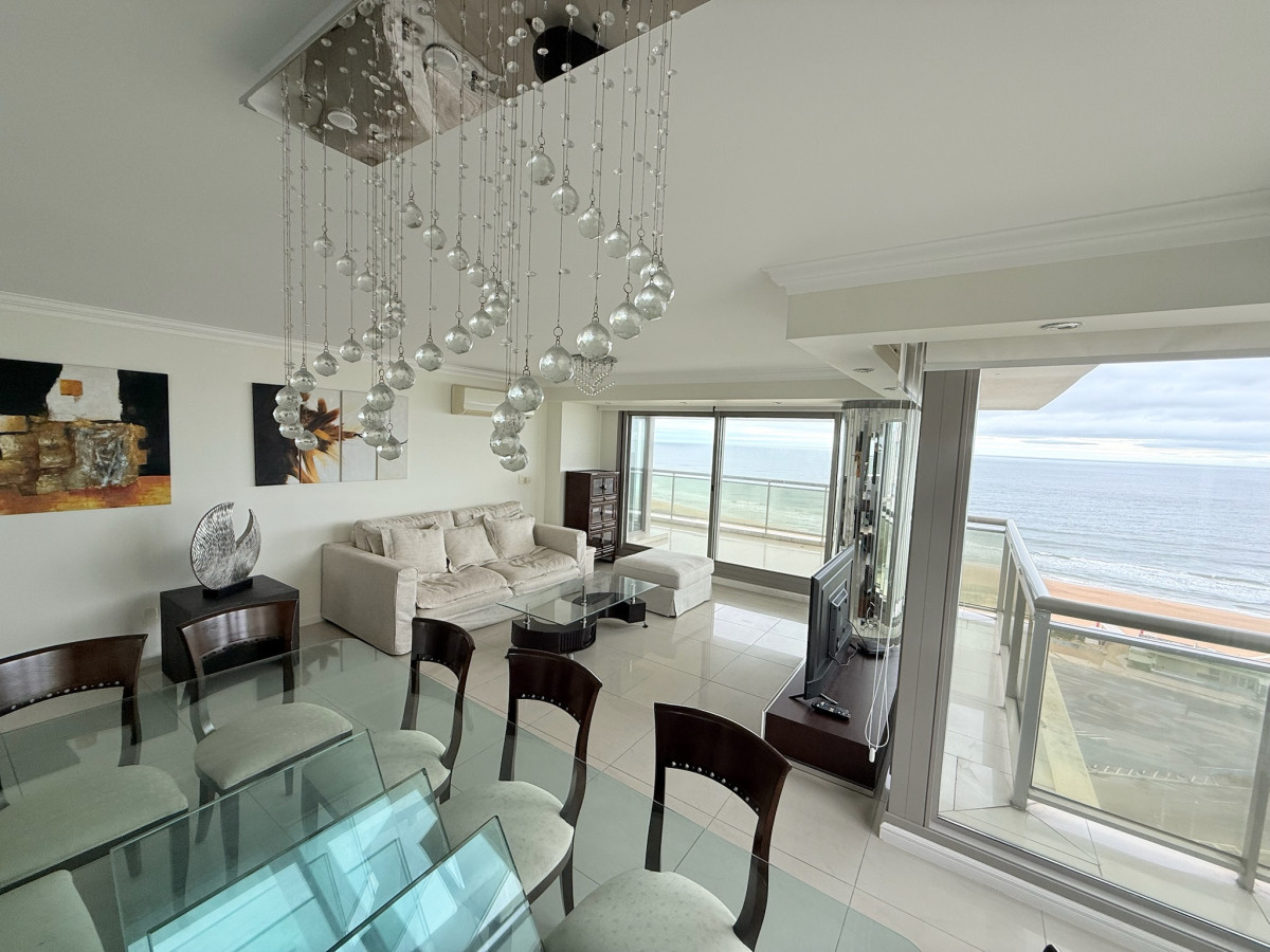 Venta y alquiler apartamento 4 dormitorios en playa Brava, Punta del Este