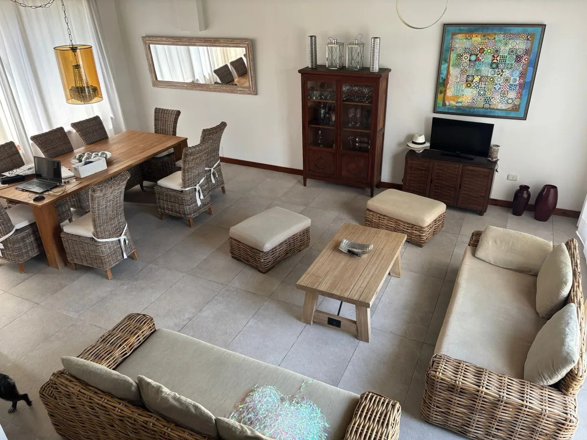 Casa Alquiler Temporario 5 Dormitorios Manantiales 