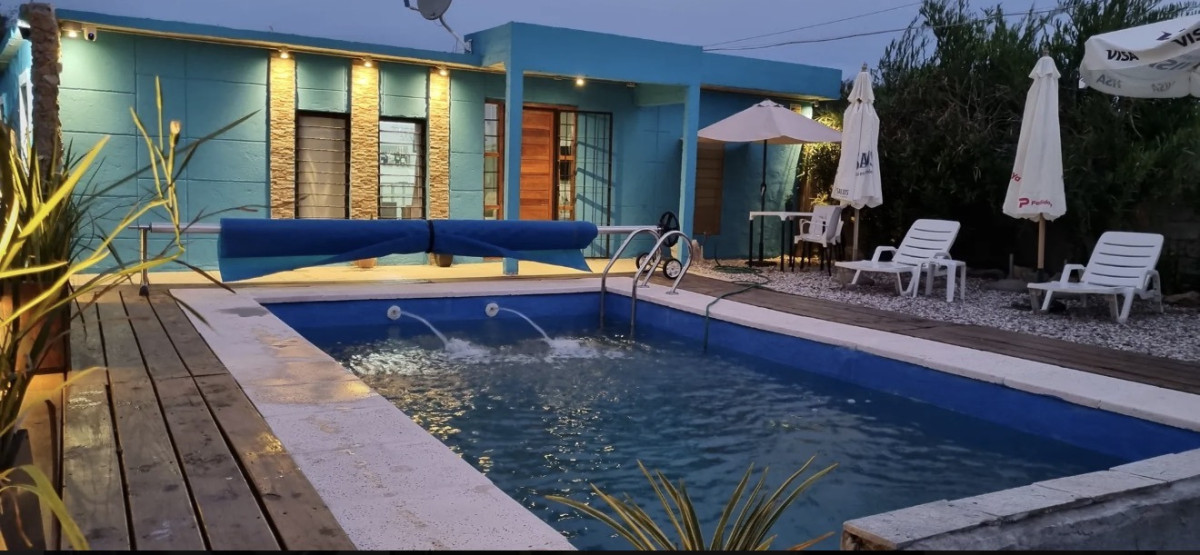 Alquiler casa de 3 dormitorios en Balneario Buenos Aires