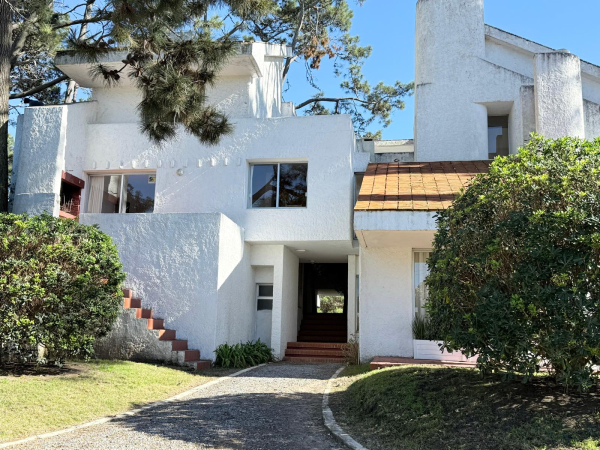 Apartamento Alquiler anual