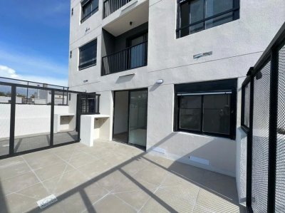 Alquiler Apartamento 1 Dormitorio, Patio Y Garage, Barbacoa, La Blanqueada, T