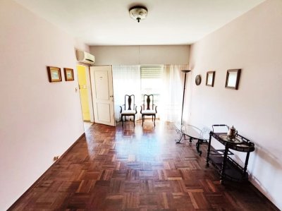 Apartamento 3 Dormitorios En Carrasco, T