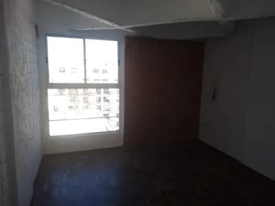Alquiler Apartamento 1 Dormitorio, 1 Baño, Centro Montevdeo, Sh