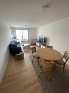 Venta Apartamento de 2 dormitorios al frente con balcón en Cordón