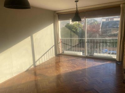 Alquilo Apartamento 2 Dormitorios con Cochera en Pocitos, J