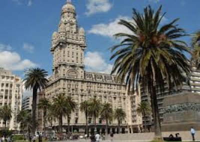 Alquiler Apartamento 2 Dormitorios Ciudad Vieja en Palacio Salvo, T