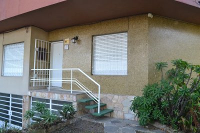 Alquiler Casa 2 Dormitorios, Malvin, T