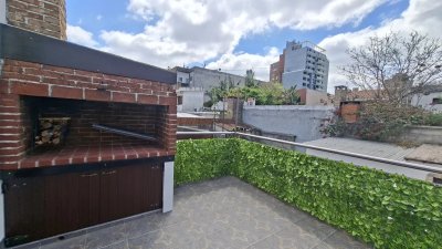 Alquiler Casa a estrenar, 2 Dorm, Parrillero, Villa Dolores, Montevideo