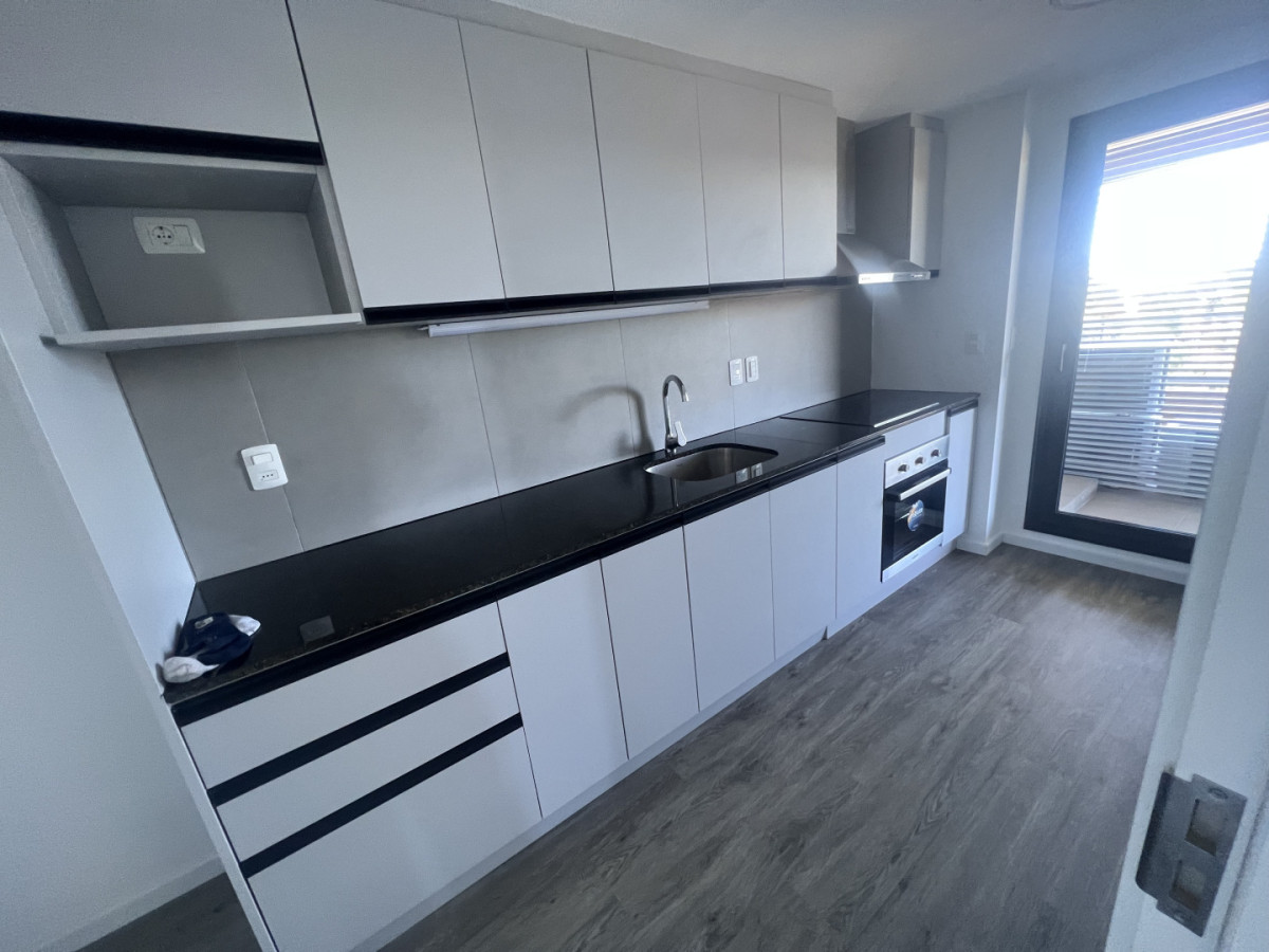 Venta apartamento tres dormitorios