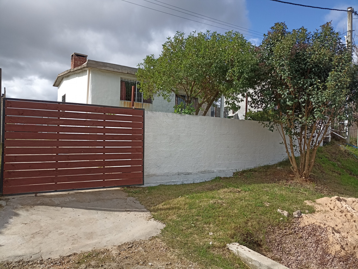 Imagen de Casa en Maldonado, Maldonado. 3 dormitorios, terreno de 300 m²