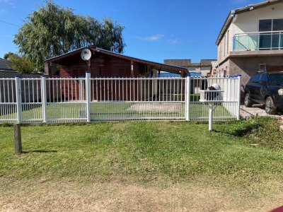 SE VENDE CASA 1 DOR EN ALVORADA BARRA DEL CHUI BRASIL 