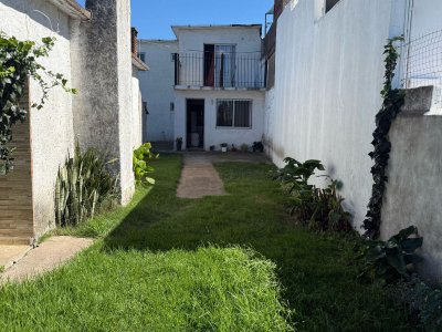 SE VENDE CASA 3 DORMITORIOS EN BARRIO TREINTA Y TRES