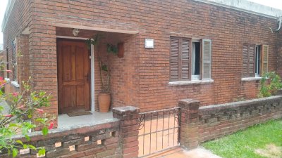 SE VENDEN DOS CASAS EN EL MISMO PADRON 