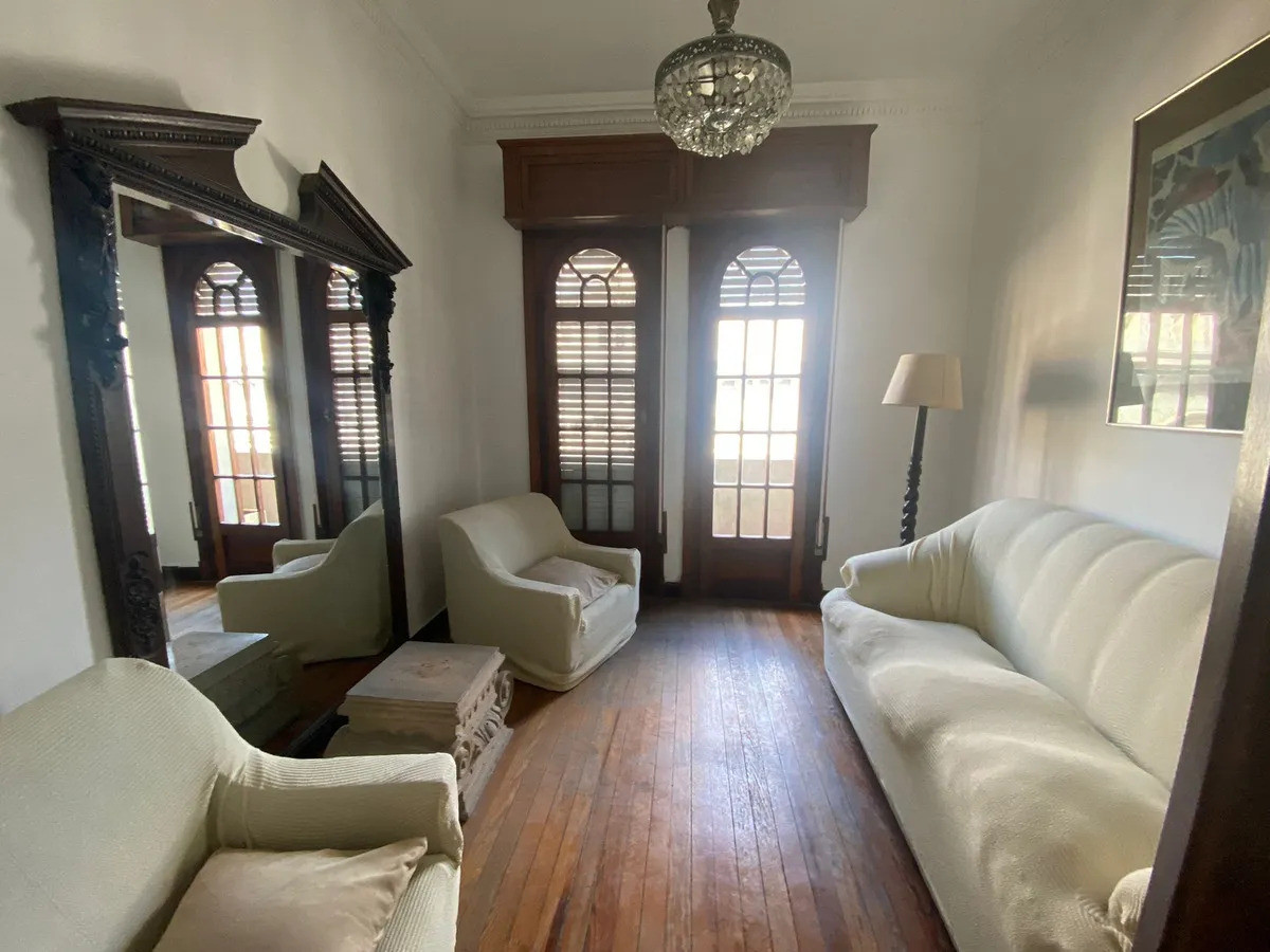 VENTA DE APARTAMENTO 3 DORM Y SERVICIO CIUDAD VIEJA 