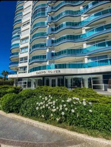 Venta 3 Dormitorios de 160m en Casino Tower - Playa Mansa Punta del Este