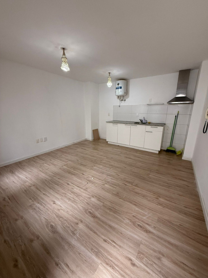 Alquiler. Apartamento de un dormitorio. Aguada. 