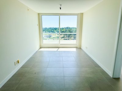 2 dormitorios + 3 baños en Greenlife  Parada 12, Av. Roosevelt