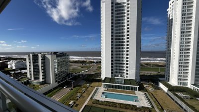 Apartamento esquinero en Look Brava - Playa Brava, Punta del Este