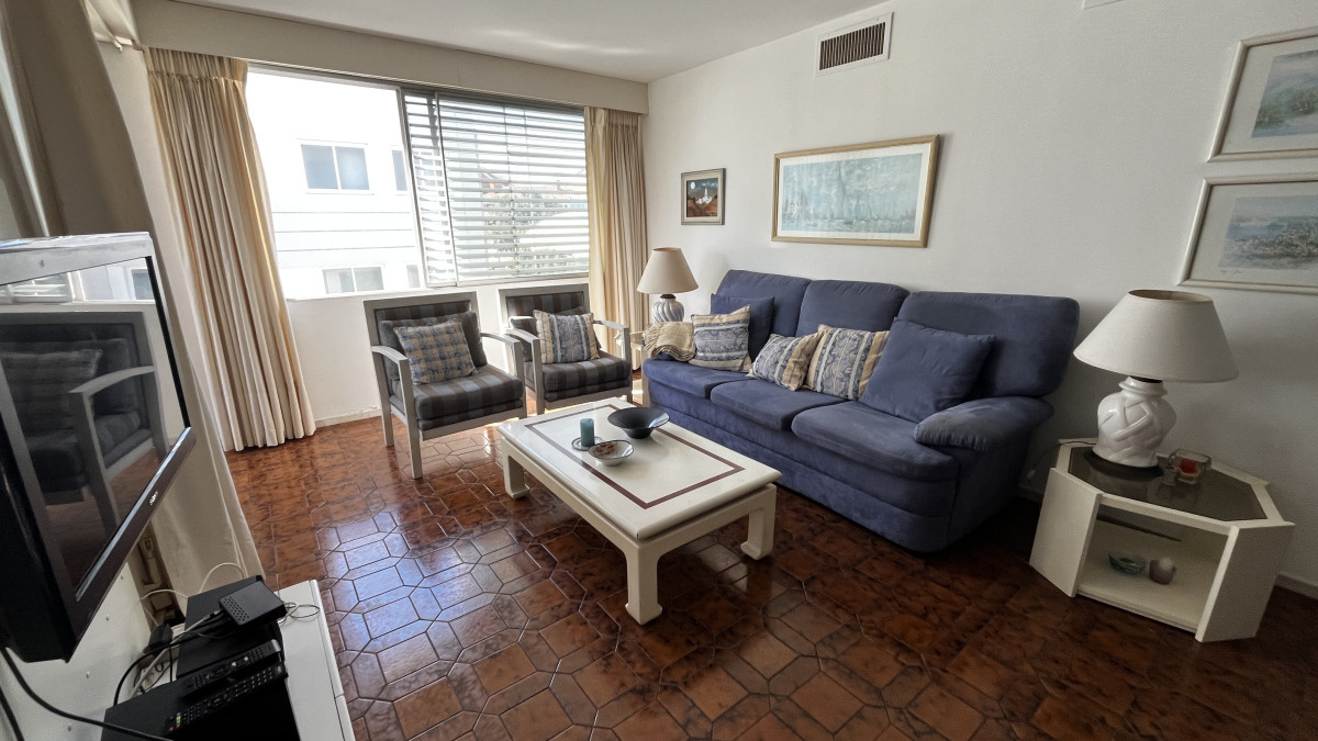 Apartamento en Península  a una cuadra del mar