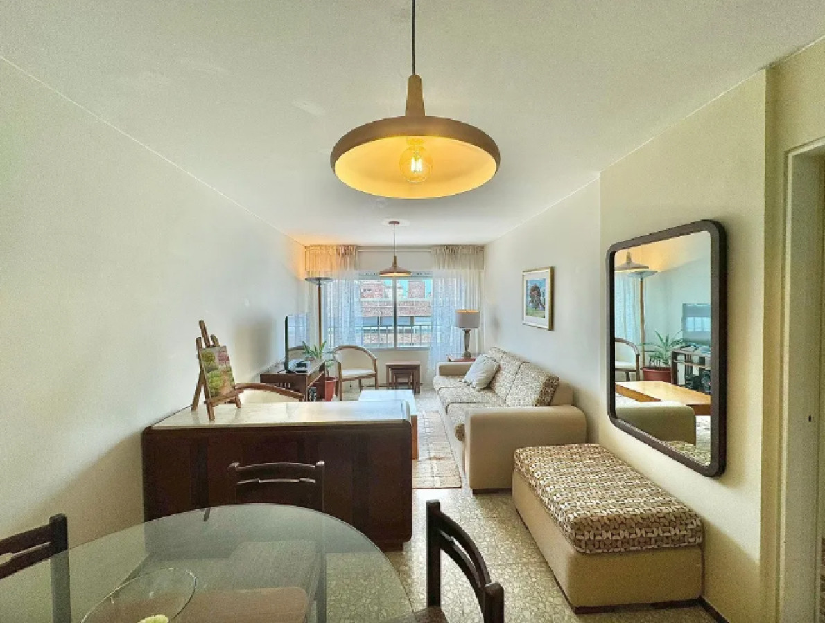 Apartamento de 2 dormitorios en venta en Peninsula 
