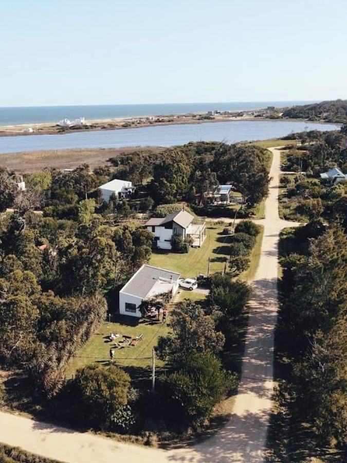 Casa en Santa Mónica entre Lagunas