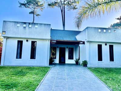 Casa 3 Dormitorios en Alquiler de Verano Pinares