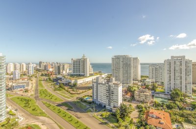 Apartamento en Punta Del Este, en venta y alquiler 