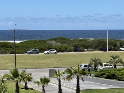 Venta Apartamento- Punta del Este - Playa Brava - 2 dormitorios