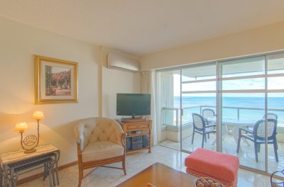 Apartamento en Punta del Este primera linea 