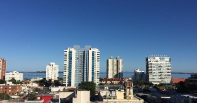 Apartamento en Punta Del Este, Zona Brava.